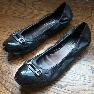Attilio Giusti Leombruni Black Patent Leather Flats
